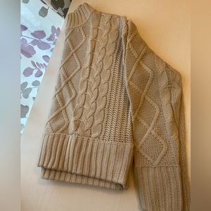 PINK ROSE SWEATER SIZE SMALL